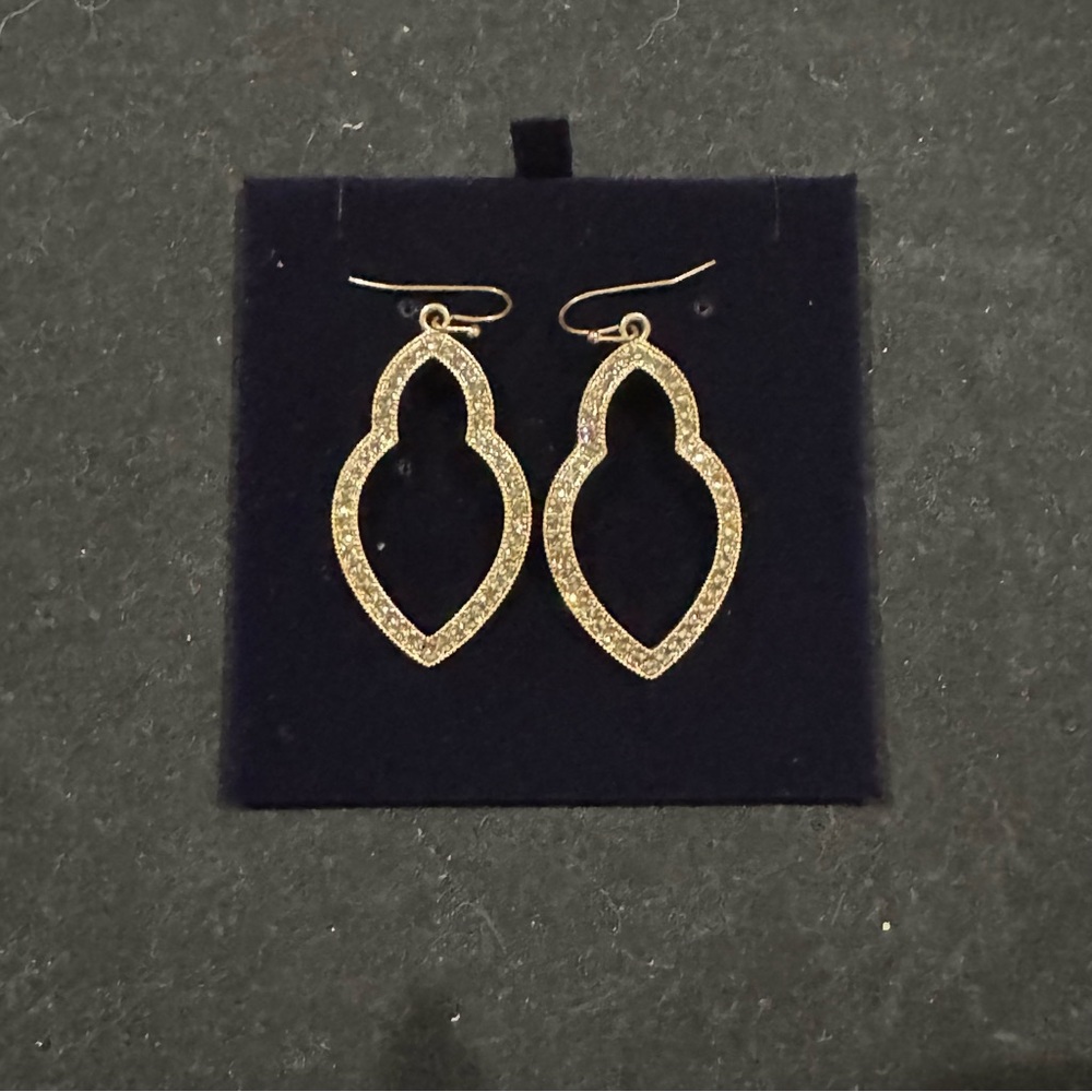 Elegant Gold Drop Earrings